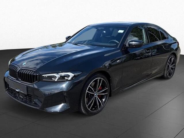 BMW 3-SERIE 330iA M-SPORT Pro ** LED, LC Prof, SCHUIF/KANTEL, ACC, 19-inch LMV, HuD, H&K Sound ** ¤ 22.300,= onder NP - 1e EIG - UNFALLFREI ** ** INFORMEER OOK NAAR ONZE AANTREKKELIJKE FINANCIAL-LEASE TARIEVEN **