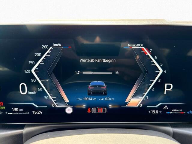 BMW 3-SERIE 330iA M-SPORT Pro ** LED, LC Prof, SCHUIF/KANTEL, ACC, 19-inch LMV, HuD, H&K Sound ** ¤ 22.300,= onder NP - 1e EIG - UNFALLFREI ** ** INFORMEER OOK NAAR ONZE AANTREKKELIJKE FINANCIAL-LEASE TARIEVEN **