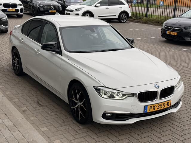 BMW 3-SERIE 318i | LED | VIRTUAL COCKPIT | Sportstoelen