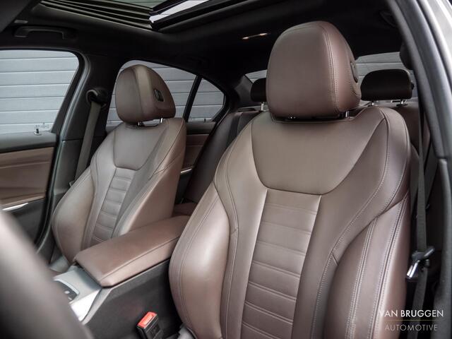 BMW 3-SERIE 330i M-Sport Pano Head-up 360 HK-Audio Laser NAP