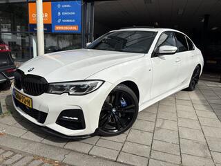 bmw-3-serie-330i--head-up--keyless-
