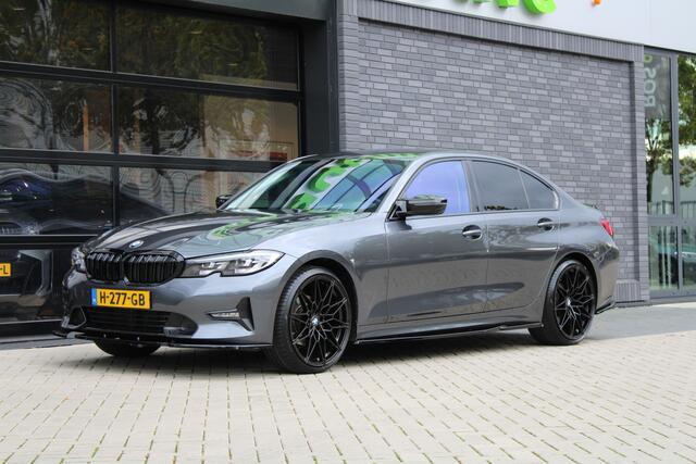BMW 3-SERIE 320i Executive Edition | NAP! | MAXTON | CARPLAY | ELEK.TREKHAAK | SFEER |