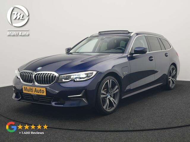 BMW 3-SERIE Touring 330e Luxury Line Plug In Hybrid 293pk Dealer O.H PHEV | Panodak | Adaptive Cruise | 360 Camera | Lederen Sportstoelen Memory & Verwarmd | Harman & Kardon | Apple Carplay | Sfeerverlichting | Blis | Virtual | Navigatie | DAB | 19"L.M |