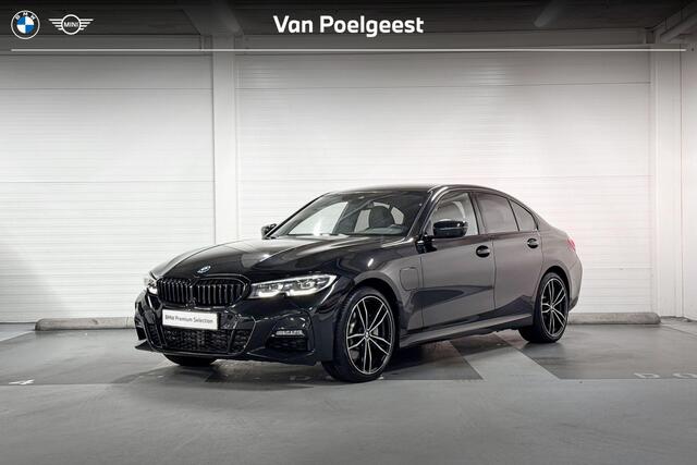BMW 3-SERIE Sedan 330e Business Edition Plus l M-Sport l Trekhaak