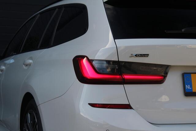 BMW 3-SERIE Touring 330e xDrive M Sport | H+K | Pano | Trekhaak | High Executive