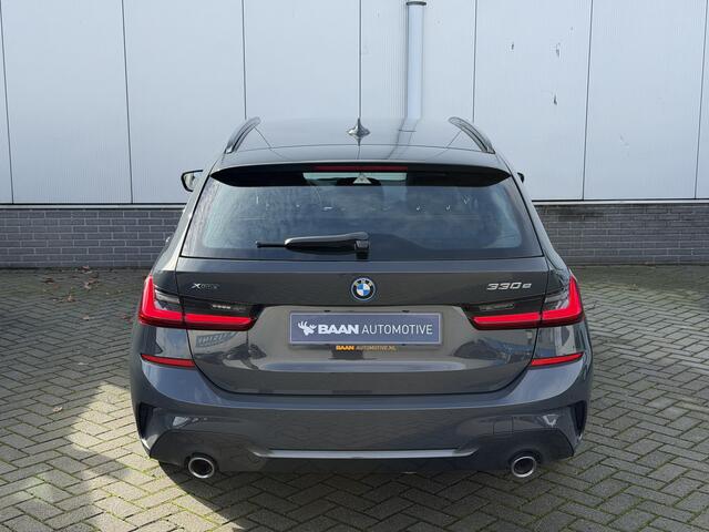 BMW 3-SERIE Touring 330e xDrive M-Sport | Head-up | Trekhaak | Dealer onderhouden