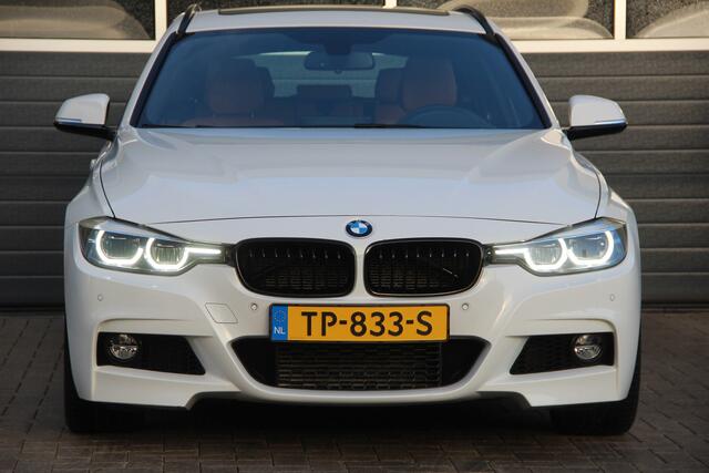 BMW 3-SERIE Touring 318i M Sport Edition | NL Auto | PANO-DAK | HARMAN KARDON | Keyless | Digi-Dash | Navi | BMW ConnectedDrive | Sportstoelen | Stoelverw | ECC | Bluetooth | PDC | AUX-USB | Alarm | Dealer onderhouden | Zeer nette