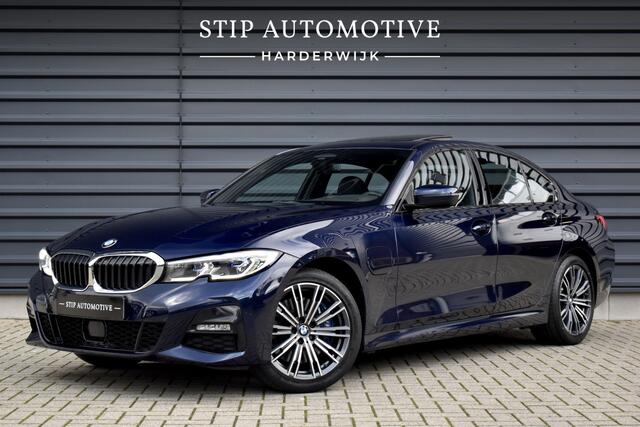 BMW 3-SERIE 330e M Sport Individual | Schuif/Kanteldak | ACC | Laser Light | Memory | Harman/Kardon | Camera |