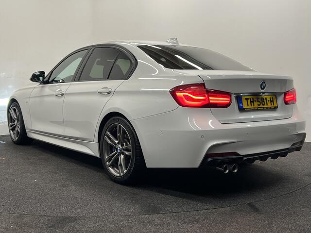 BMW 3-SERIE 330i M Sport Edition | NAVI | KEYLESS | STOELVERWARMING | CAMERA | CRUISE CONTROL |
