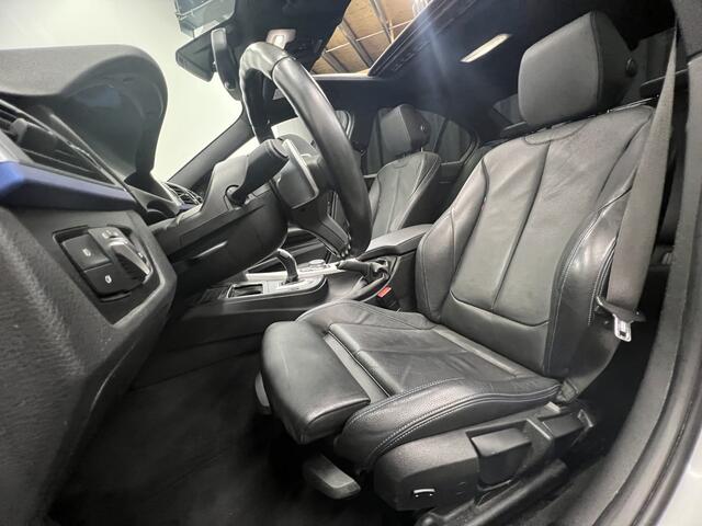 BMW 3-SERIE 330i M Sport Edition | NAVI | KEYLESS | STOELVERWARMING | CAMERA | CRUISE CONTROL |