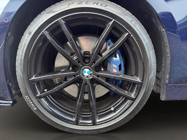 BMW 3-SERIE Touring 330i xDrive | M Sport | Pano | Leder | Sfeerverl. | Shadow Line | Camera |