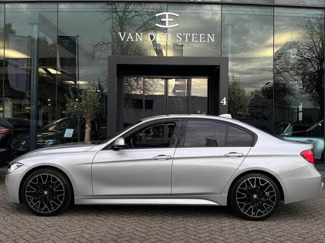 BMW 3-SERIE 320i M Sport | Alcantara Bekleding | Dealer Onderhouden
