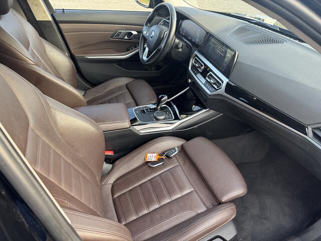 BMW 3-SERIE Touring 320e Business Edition Plus Sportleer/CarPlay/Laser