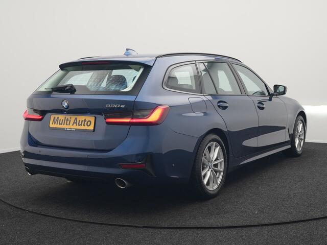 BMW 3-SERIE Touring 330e Sportline Plug In Hybrid 293pk Dealer O.H PHEV | Adaptive Cruise | Apple Carplay | Lederen Sportstoelen Verwarmd | Blis | Lane Assist | Front Assist | Navigatie | Virtual | DAB |