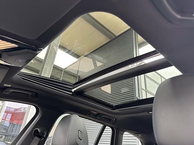 BMW 3-SERIE Touring 330e M-SPORT ** ADAPT. LED, HALF-LEDER, HuD, ACC, SHADOW LINE, H&K SOUND, 19-inch LMV ** 1e EIG - UNFALLFREI ** ** INFORMEER OOK NAAR ONZE AANTREKKELIJKE FINANCIAL-LEASE TARIEVEN **