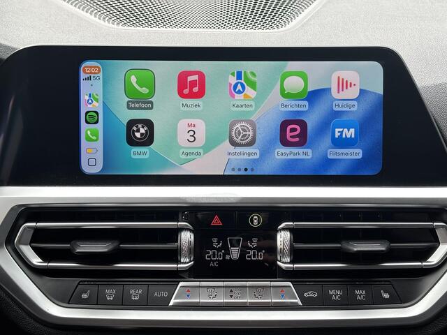 BMW 3-SERIE 330i xDrive High Executive M Sport / Panodak / Harman/Kardon / Laser licht