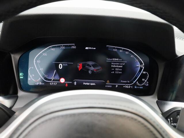 BMW 3-SERIE 320e M-Sport | PANO | CAMERA | MEMORY | STOELVERWARMING | TREKHAAK