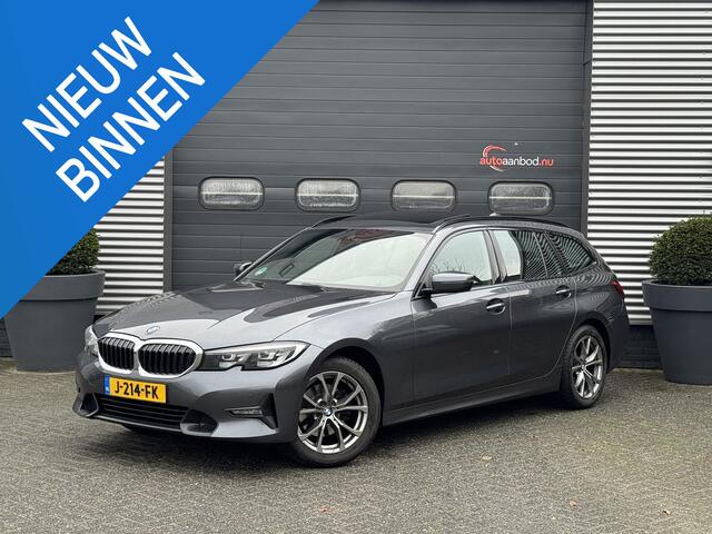 BMW 3-SERIE Touring 320i Executive Edition | Panoramadak | DAB | Carplay | Navigatie | Elektrische Achterklep |