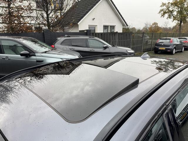 BMW 3-SERIE Touring 320i Executive Edition | Panoramadak | DAB | Carplay | Navigatie | Elektrische Achterklep |