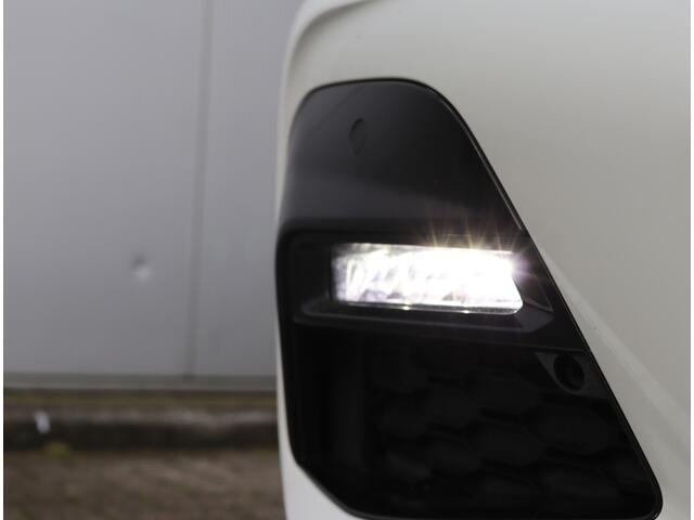 BMW 3-SERIE 320i M-sport High Executive | Schuifdak | Camera | Keyless | NAP