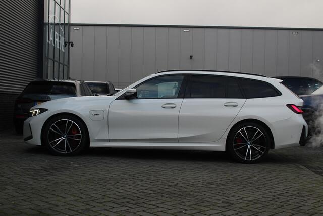 BMW 3-SERIE Touring 320e M-sport | Adaptieve Cruise | BLIS | HUB | Pro pakket | Keyless | 19 Inch