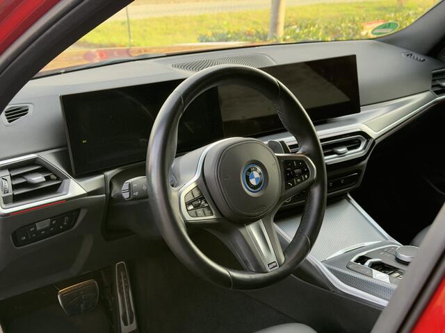 BMW 3-SERIE 320e M-Sport, ACC, Keyless, Camera, Shadow