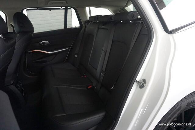 BMW 3-SERIE Touring 318i Exec Automaat | Carplay |Sportinter | DAB+ | Live Cockpit