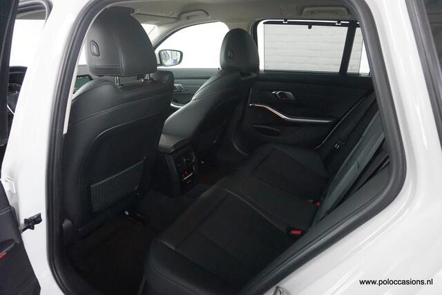 BMW 3-SERIE Touring 318i Exec Automaat | Carplay |Sportinter | DAB+ | Live Cockpit