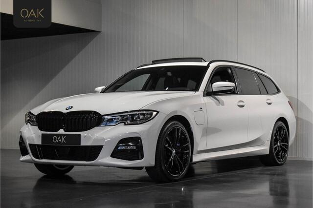 BMW 3-SERIE Touring 330e | M-Sport | Live Cockpit | Panorama | H&K | ACC | Leder/Alcantara | Alpin Wit