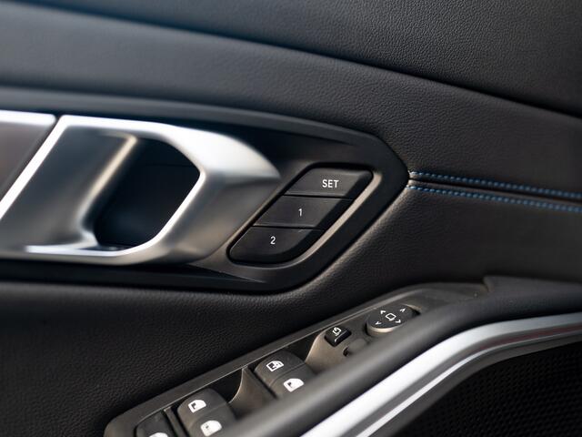 BMW 3-SERIE 320i High Executive | M-Sport | Laser | Stoelgeheugen | Trekhaak wegkl. | 19'' | Head Up | Camera | Keyless | Prijs Rijklaar!!