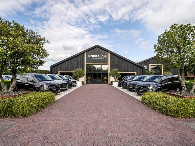 BMW 3-SERIE Touring 330e 292PK High Executive M-Sport Pro | M-SPORTSTOELEN | PANORAMADAK | ADAPTIVE CRUISE | KEYLESS |