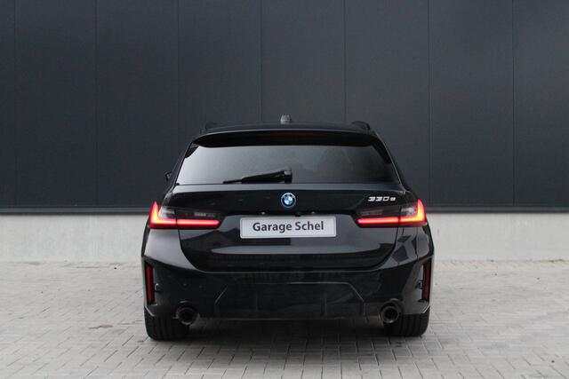 BMW 3-SERIE Touring 330e M Sport - M Sportstoelen - Pano - ACC - Keyless - H&K - Sport Remmen - Memory - Rijklaar
