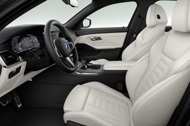 BMW 3-SERIE Sedan 330e xDrive Business Edition Plus