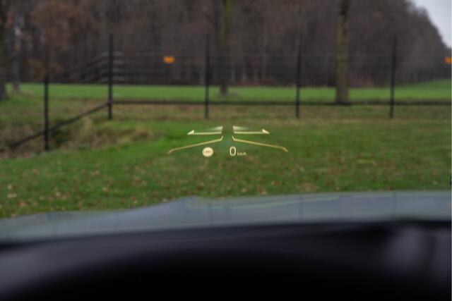 BMW 3-SERIE Touring 330e xDrive M-Sport , Panoramadak, Keyless entry, Head-up display,