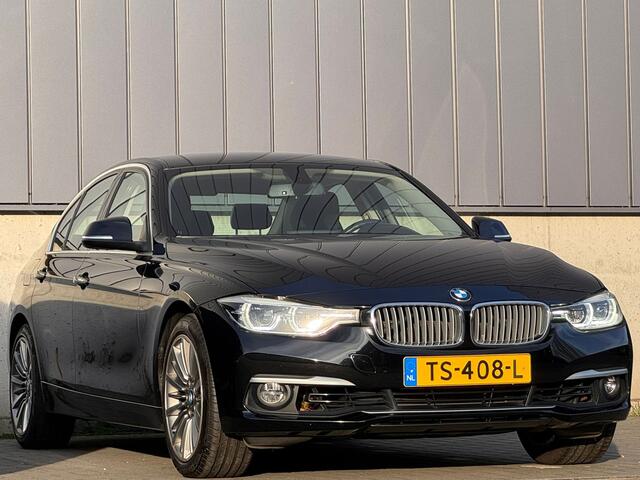 BMW 3-SERIE 318i 136PK Automaat Luxury Edition Leer LED