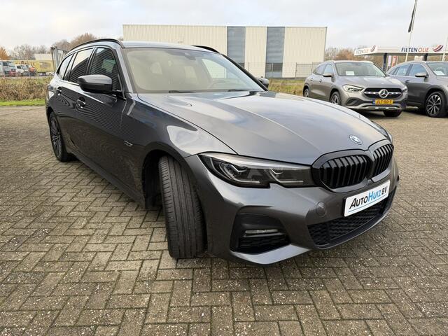 BMW 3-SERIE Touring 320e M Sport Laser Licht Trekhaak Stuurwielverwarming Carplay Achteruitrijcamera Keyless Entry