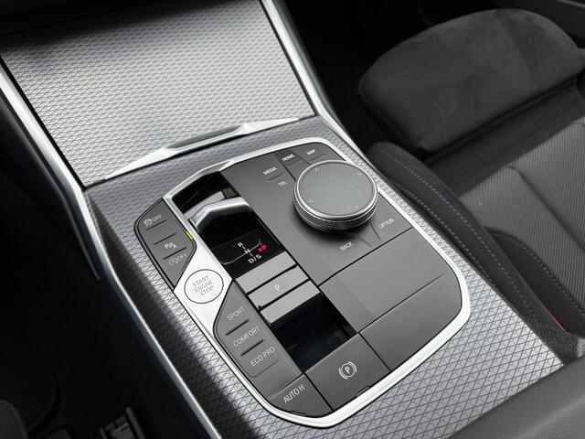 BMW 3-SERIE Touring 330i xDrive M-Sport