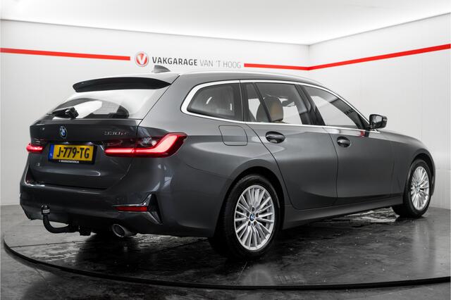 BMW 3-SERIE Touring 330e eDrive Edition Trekhaak Leder