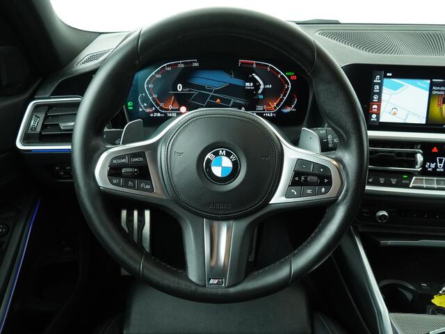 BMW 3-SERIE Touring 320i High Executive Edition | Stoelverwarming | Achteruitrijcamera | Trekhaak |