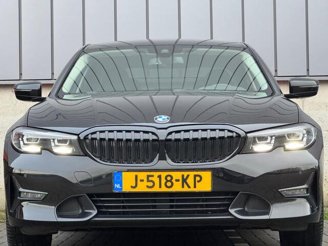 BMW 3-SERIE 318i 157PK Sportline Shadow Virtual Apple-Carplay Leer