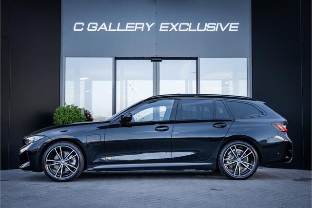 BMW 3-SERIE Touring 330e xDrive - M Sport | Panorama | H&K | Memory | 360 Camera | HUD