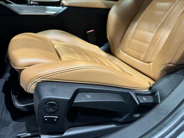 BMW 3-SERIE Touring 330e xDrive Sportline Aut. | navi | leder | panoramadak | shadow-line |