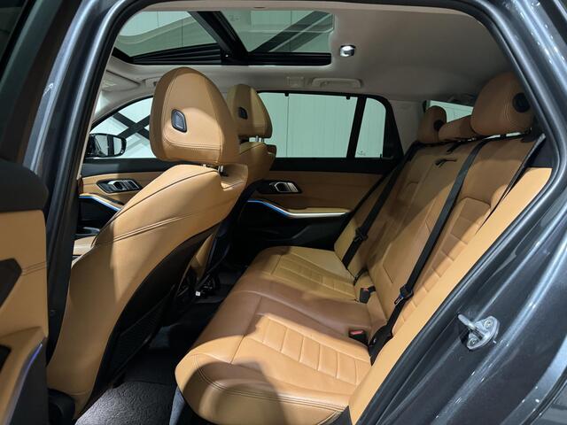 BMW 3-SERIE Touring 330e xDrive Sportline Aut. | navi | leder | panoramadak | shadow-line |