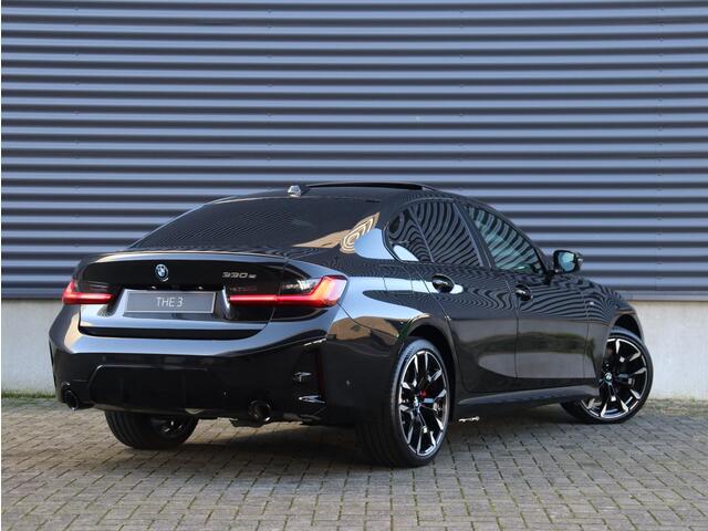 BMW 3-SERIE 330e Sedan | M Sportpakket Pro | Innovation Pack | Comfort Pack