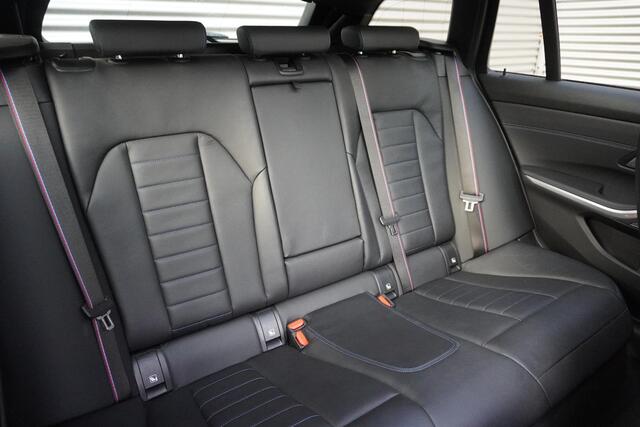 BMW 3-SERIE Touring M340i xDrive High Executive | Audio Media Pack | M Sport Plus Pack | Trekhaak met elektrisch wegklapbare kogel | Glazen panoramadak | Harman Kardon Surround Sound Systeem