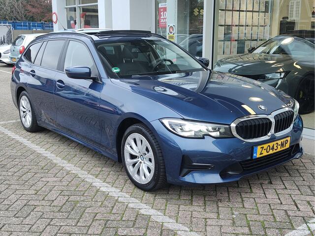 BMW 3-SERIE Touring 318i HIGH EXECUTIVE AUTOMAAT Open dak | Leder | Navi | Carplay
