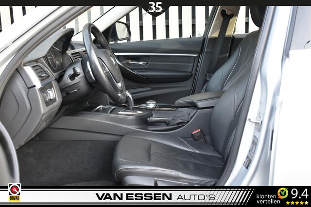 BMW 3-SERIE 320i Luxury Line High Executive Navi Leder Carplay E-Trekhaak NL-Auto! Dealer Onderhouden!