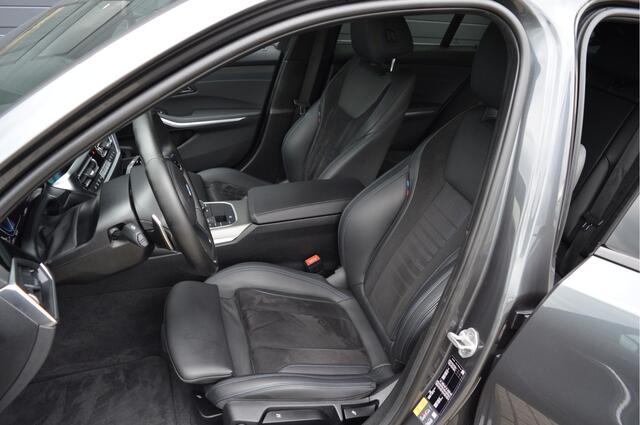 BMW 3-SERIE Touring 330e High Executive | M-PAKKET | HUD | KEYLESS | LASER |
