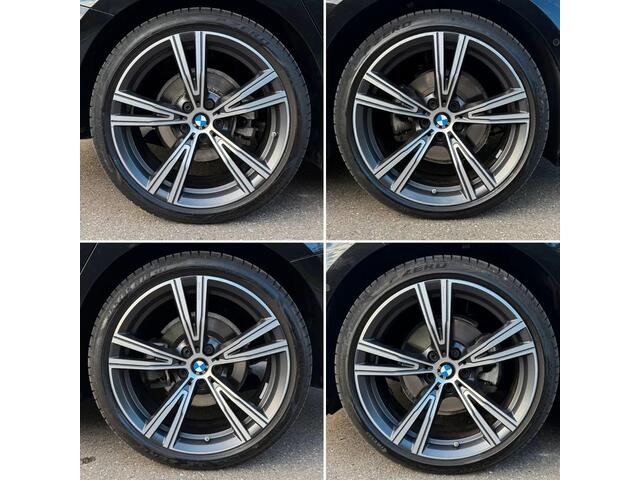 BMW 3-SERIE Touring 320d xDrive M-SPORT ** LED, NAVI+, LEDER, PANORAMA, H&K, HuD, TREKH, 19-inch LMV ** 1e EIG - UNFALLFREI ** ** INFORMEER OOK NAAR ONZE AANTREKKELIJKE FINANCIAL-LEASE TARIEVEN **