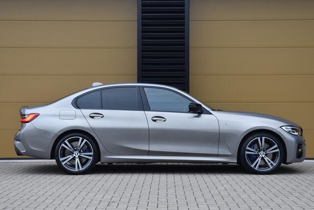 BMW 3-SERIE 330e eDrive Edition * M-Sport * Head-up * Hifi * M Achterspoiler *